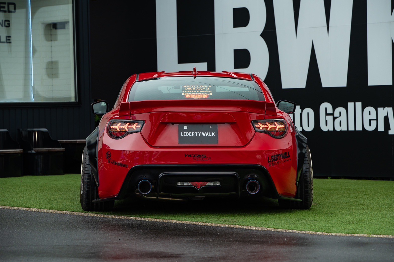 LB-WORKS TOYOTA 866