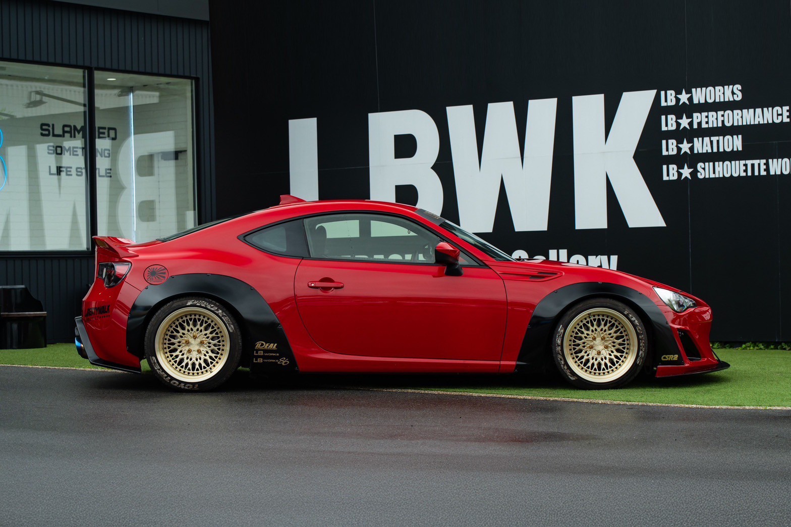 LB-WORKS TOYOTA 868
