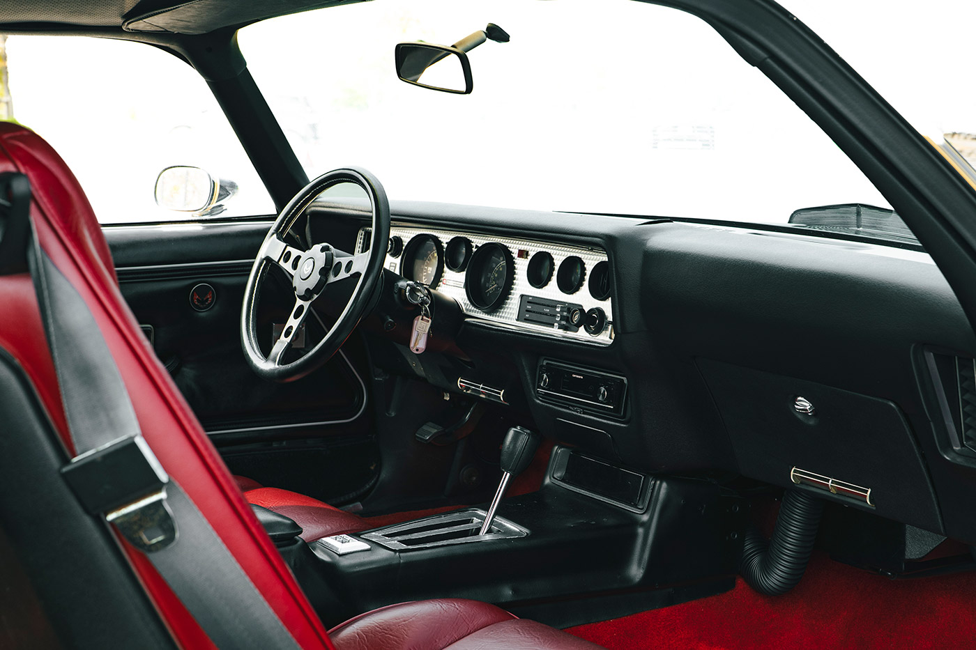 Pontiac Firebird25