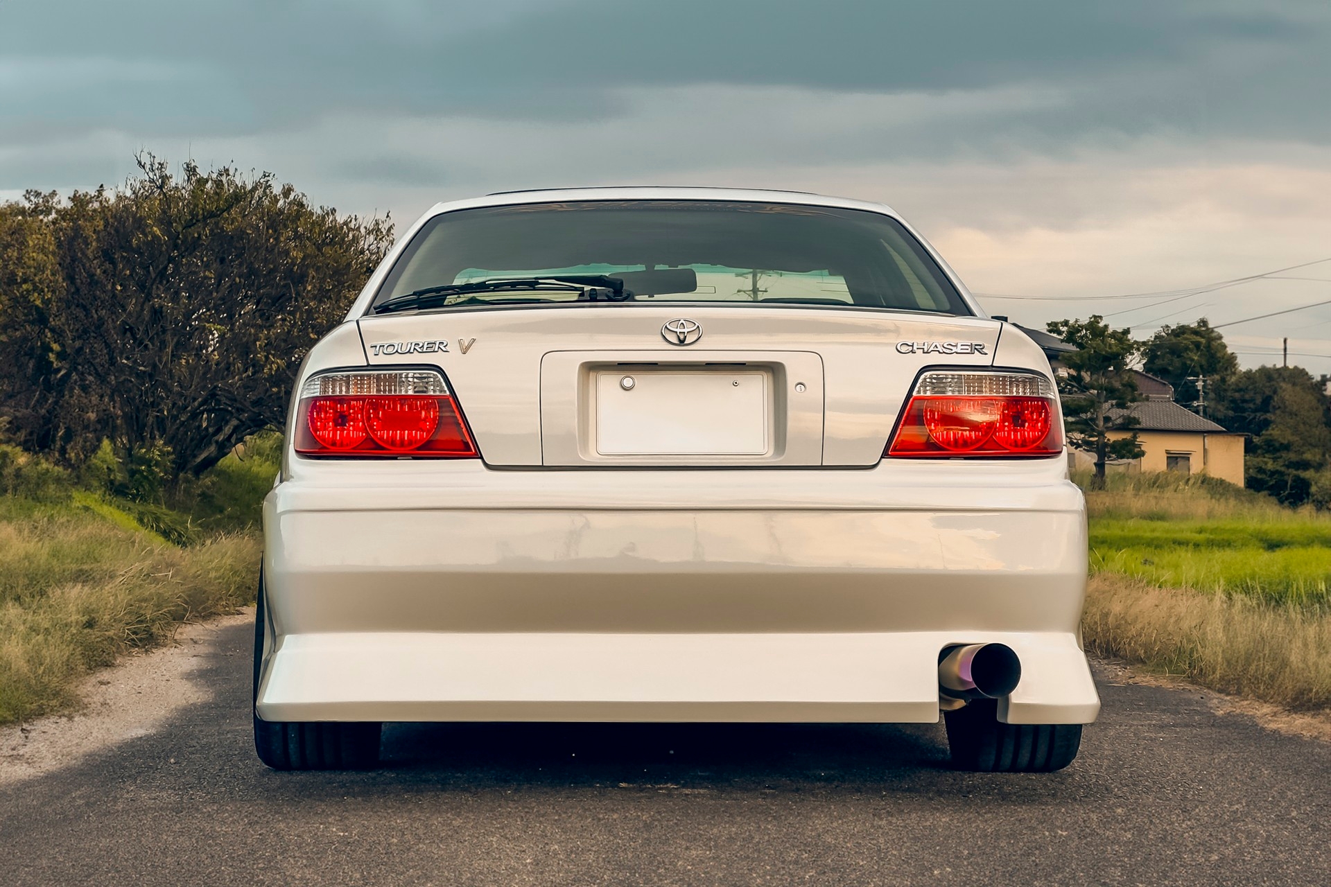 Chaser Tourer V6