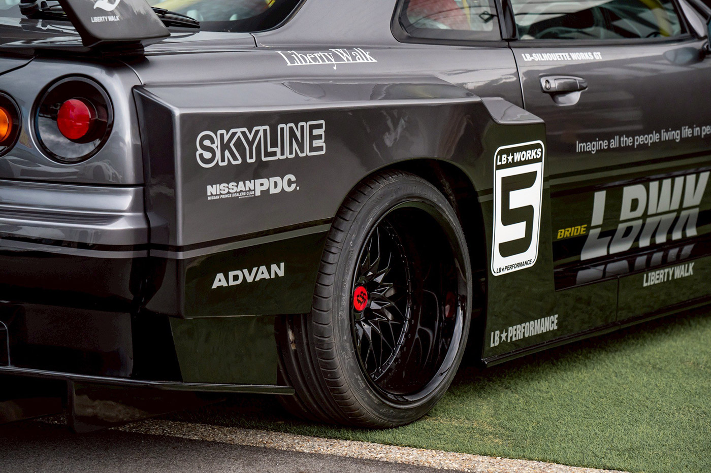 LB-ER34-Super-Silhouette-SKYLINE30