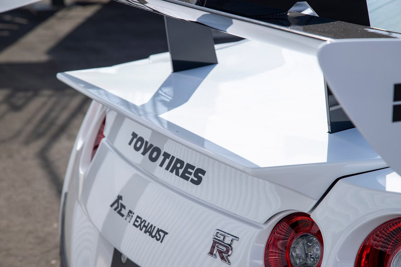 LB-Silhouette WORKS GT NISSAN R35 GT-R27