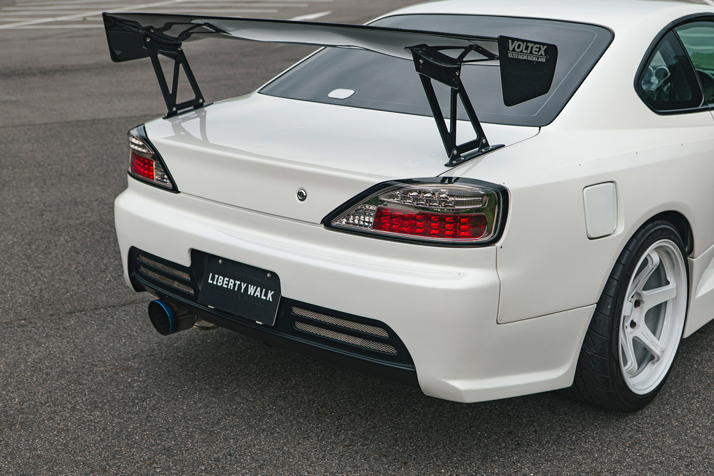 Nissan-Silvia-s1523