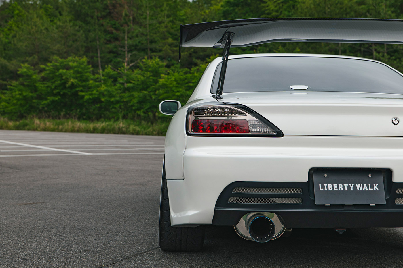Nissan-Silvia-s1527