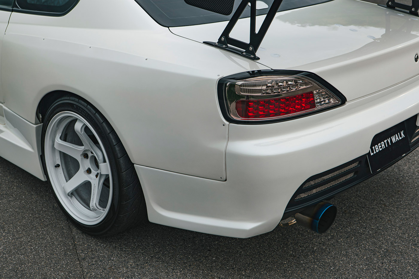 Nissan-Silvia-s1528