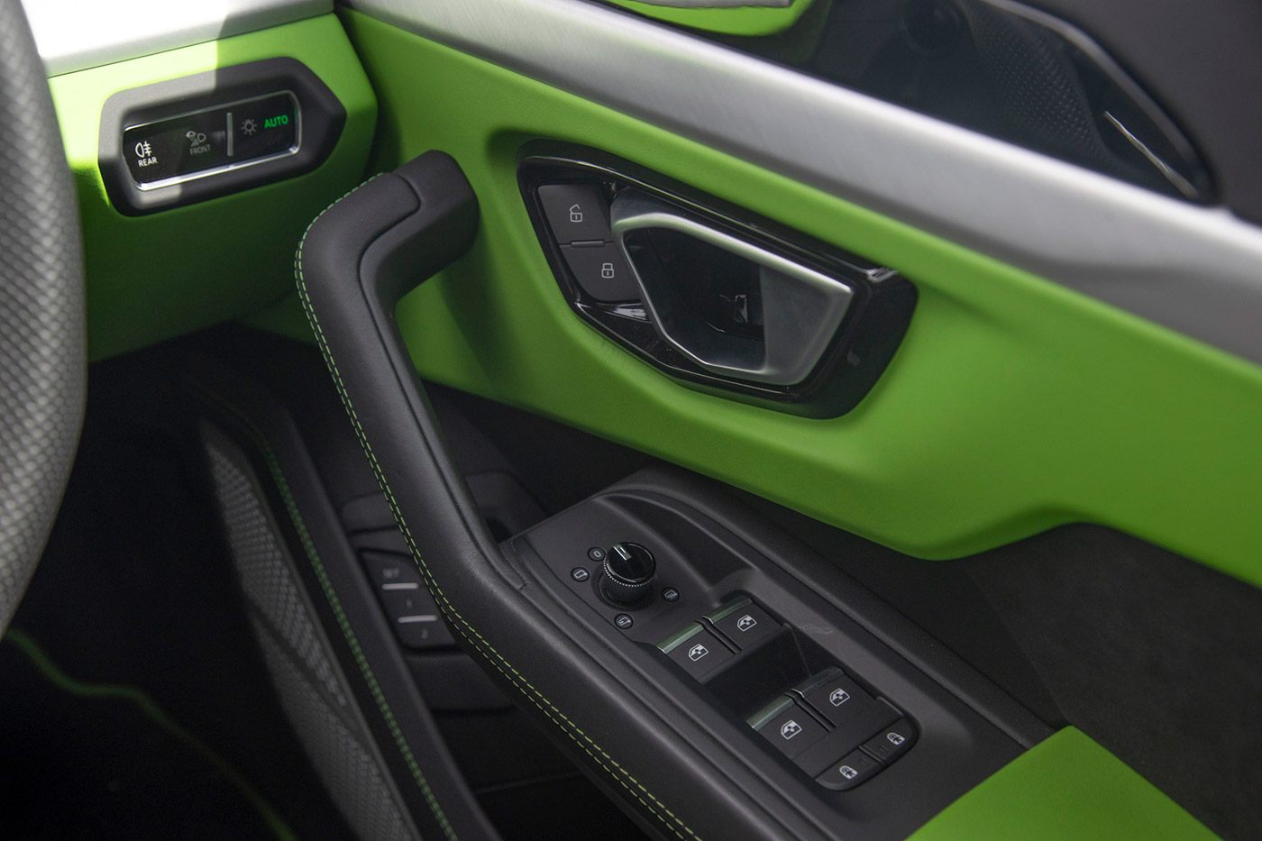 LB-WORKS-Lamborghini-URUS-Full-Complete50