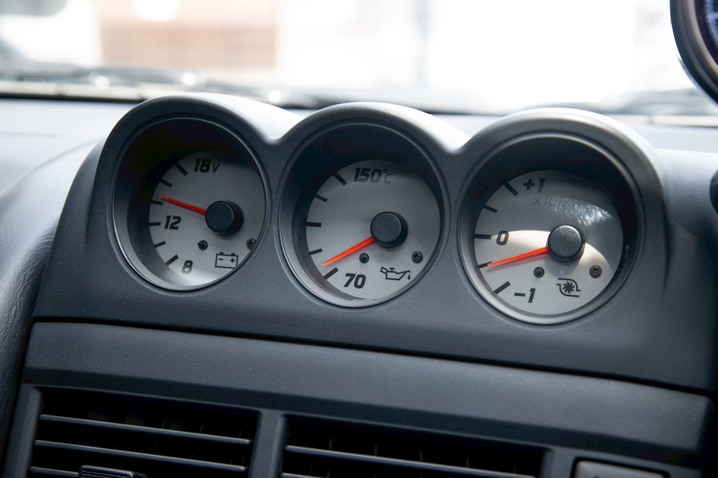 NISSANER34-SKYLINE-25GT38