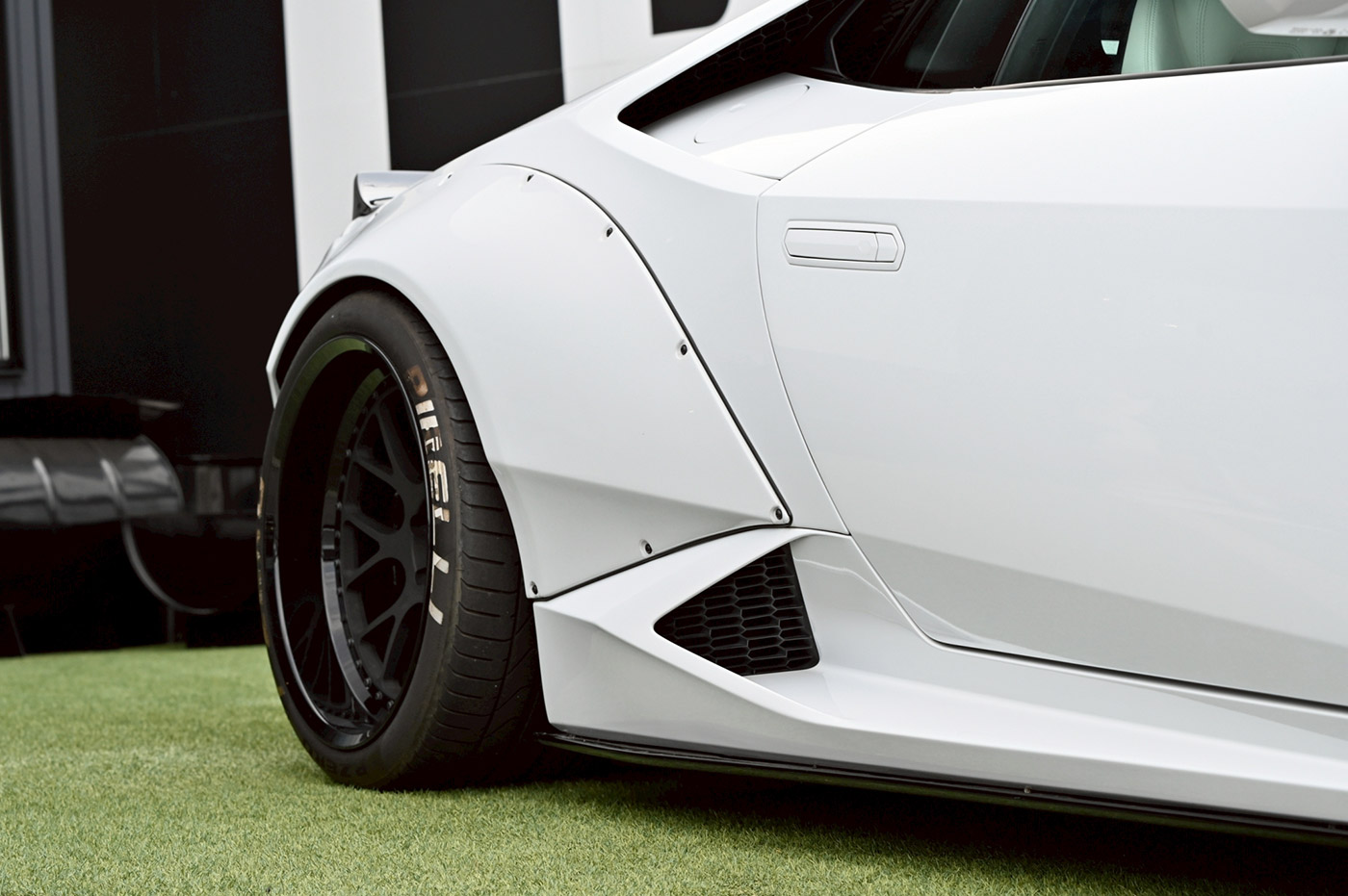 LB-WORKS-Lamborghini-Huracán15