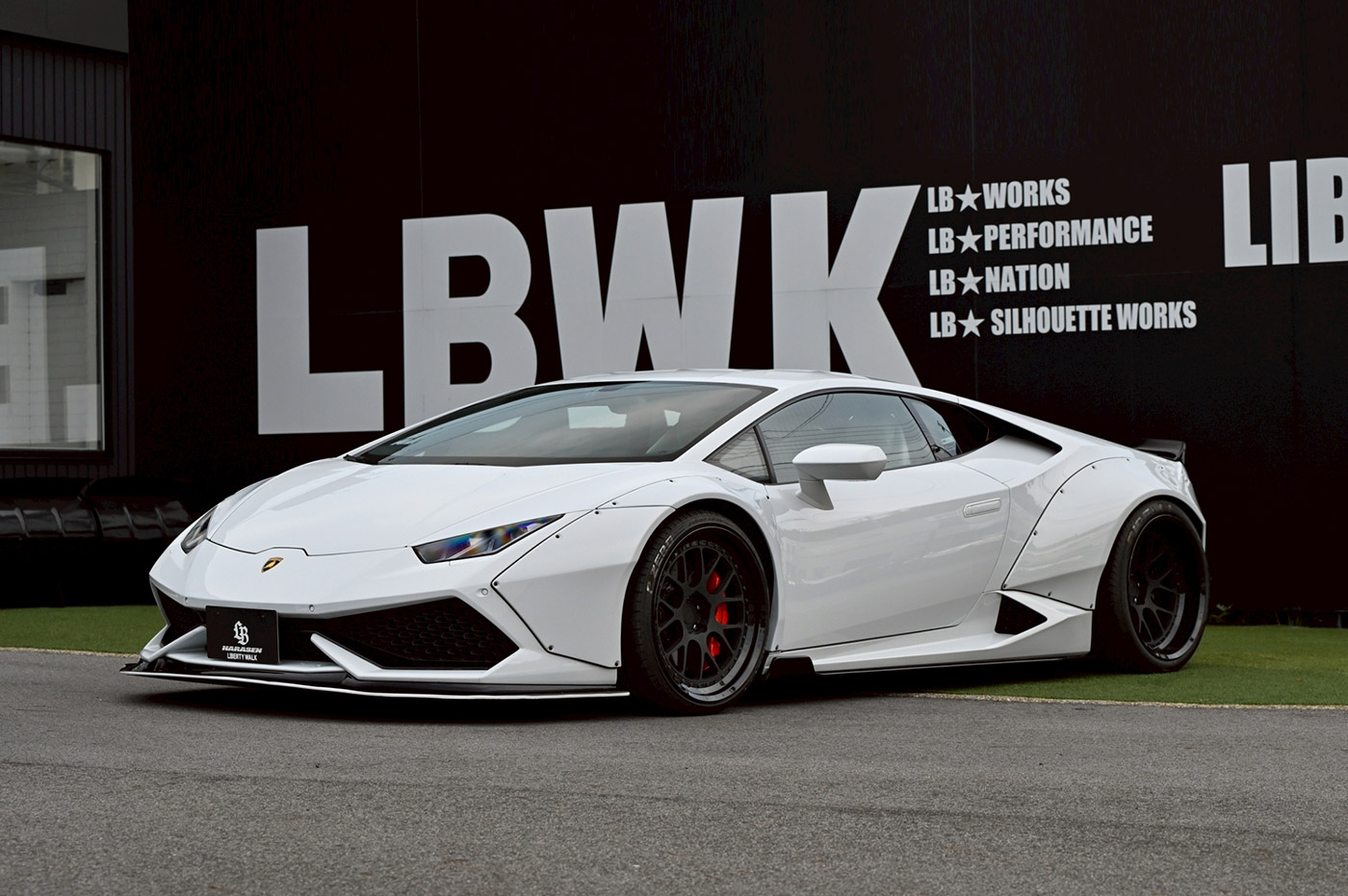 LB-WORKS-Lamborghini-Huracán3