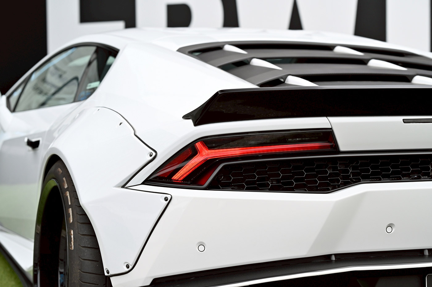 LB-WORKS-Lamborghini-Huracán31