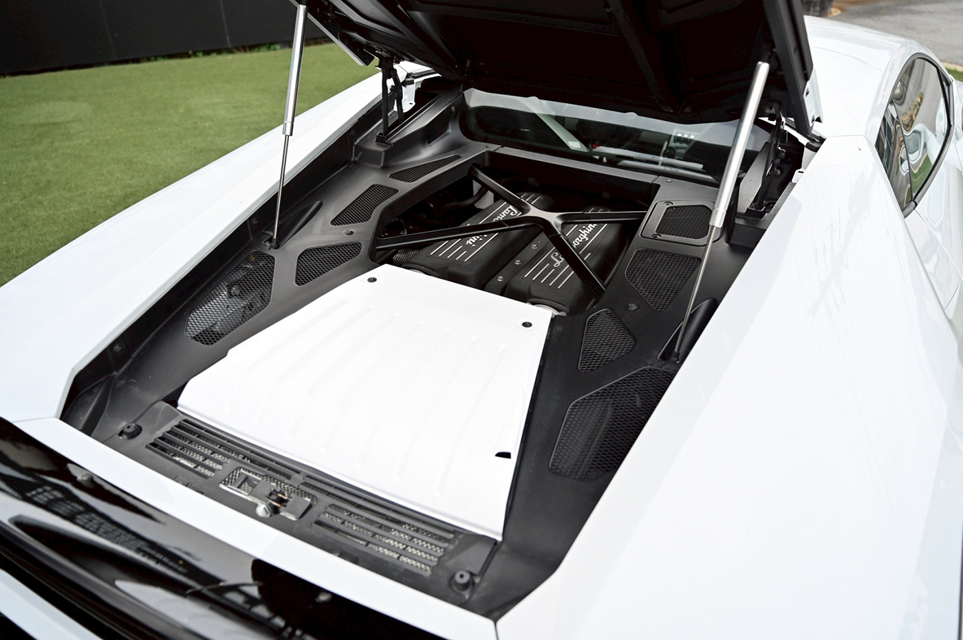 LB-WORKS-Lamborghini-Huracán36