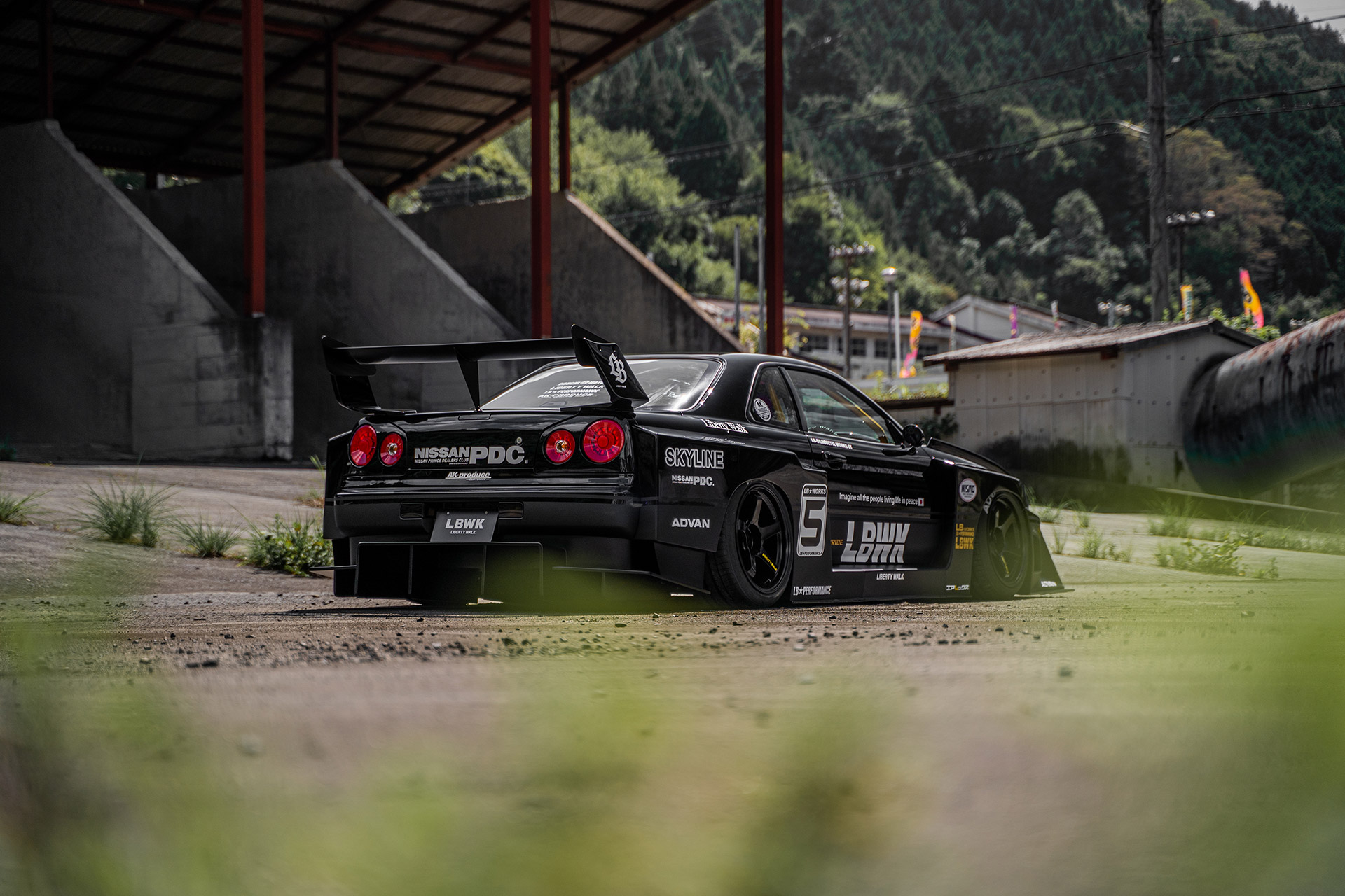 LB-ER34-Super-Silhouette-SKYLINE17