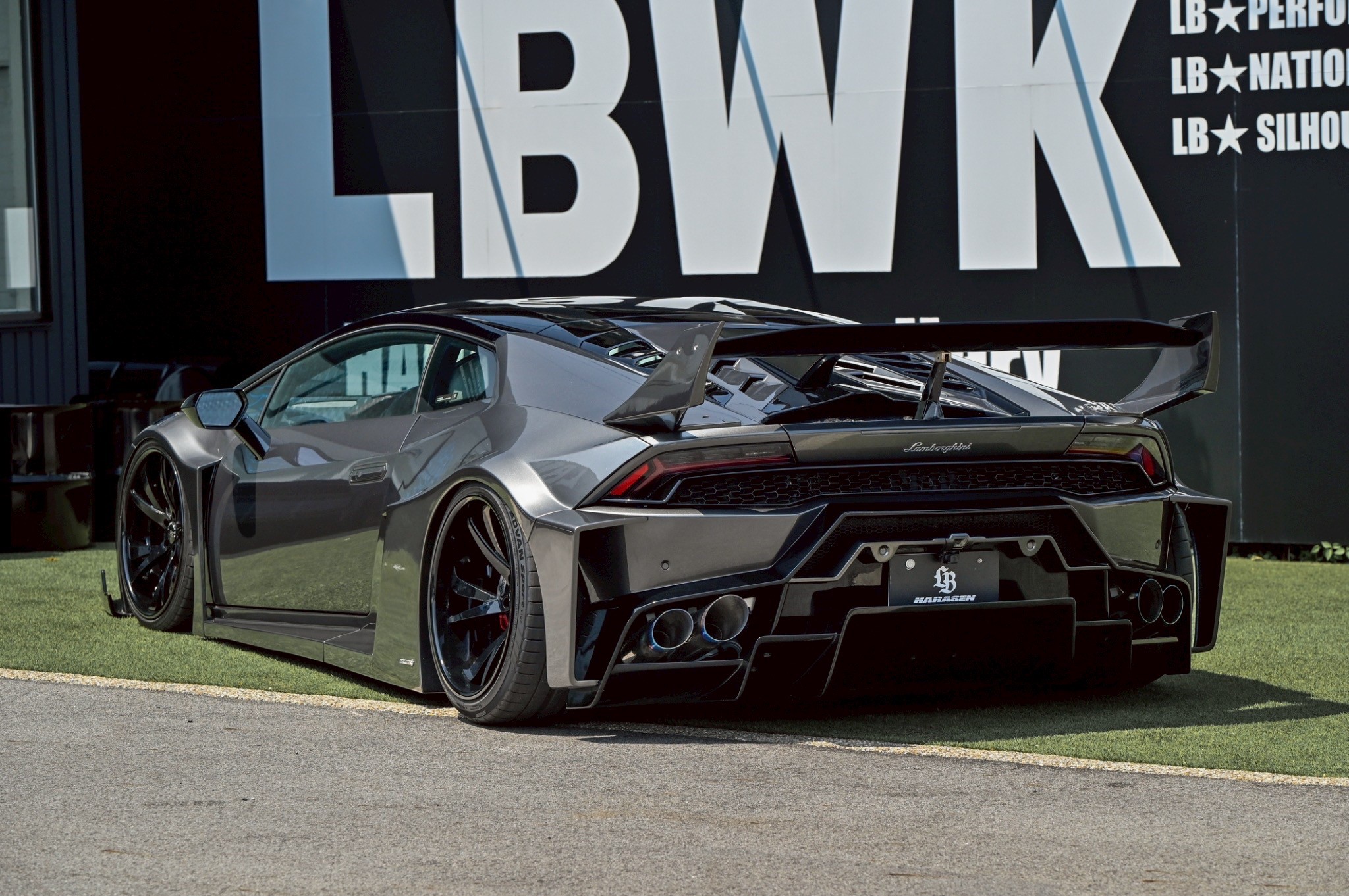 LB-Silhouette WORKS Lamborghini HURACAN5