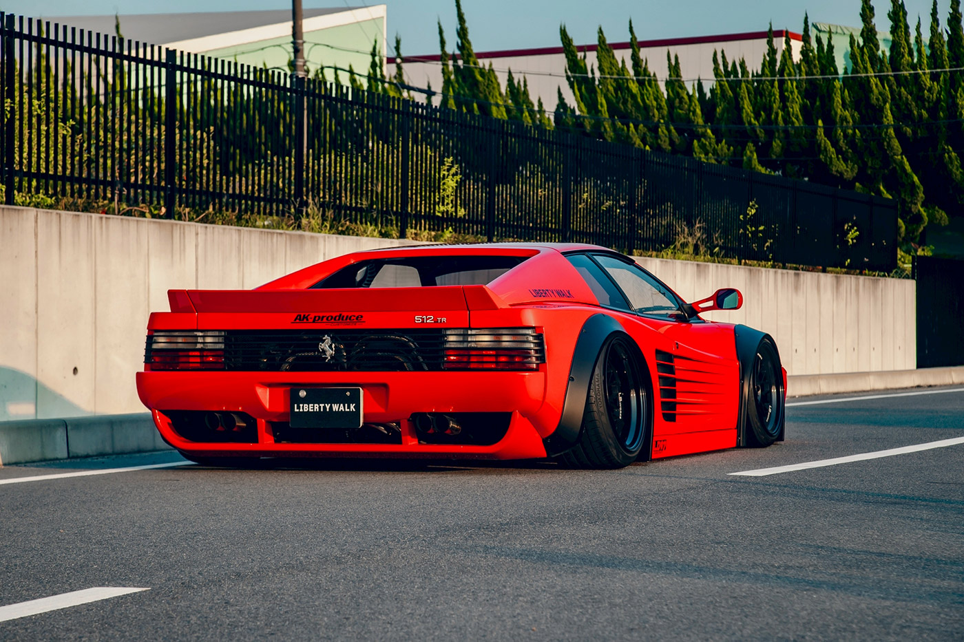 LB-WORKS-Ferrari-512TR7