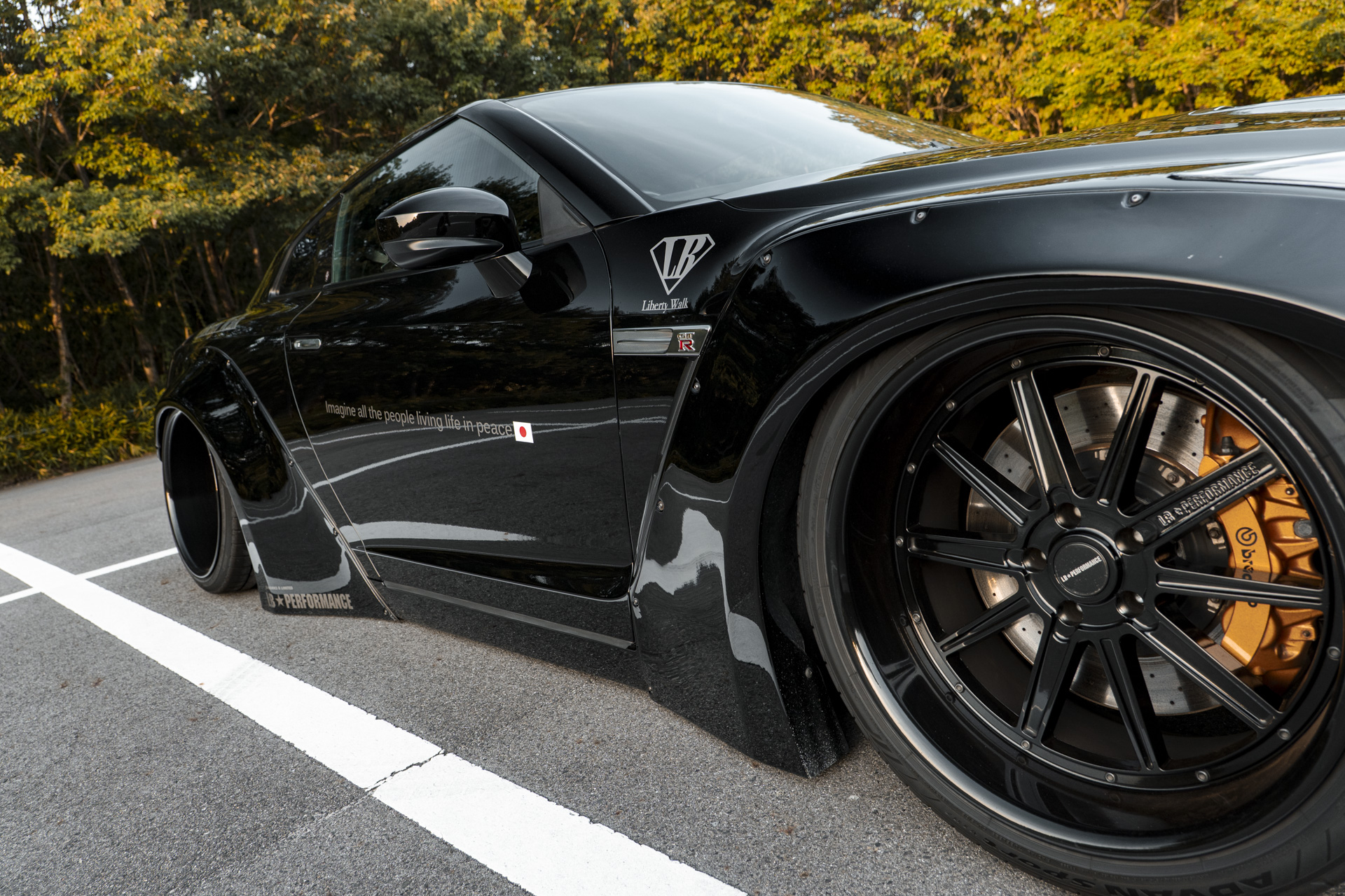 LB-WORKS NISSAN GT-R R35 type 1.052