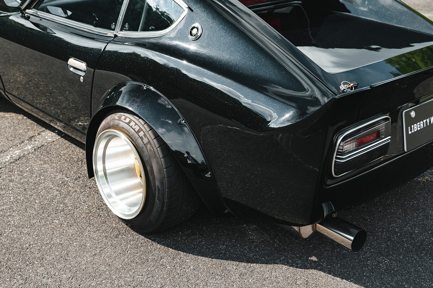 NISSAN-Fairlady-Z39