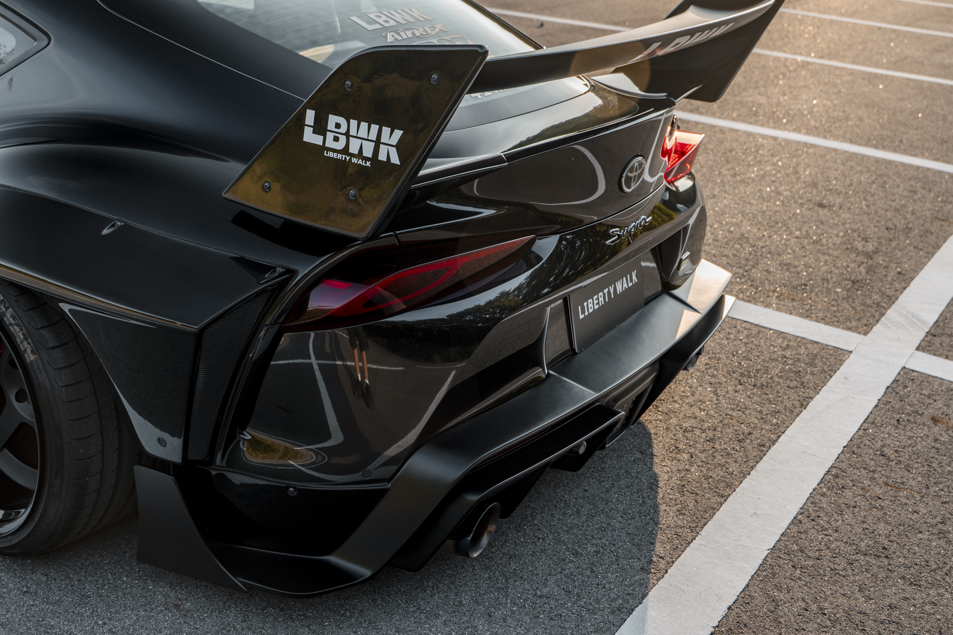 LB WORKS A90 supura 35