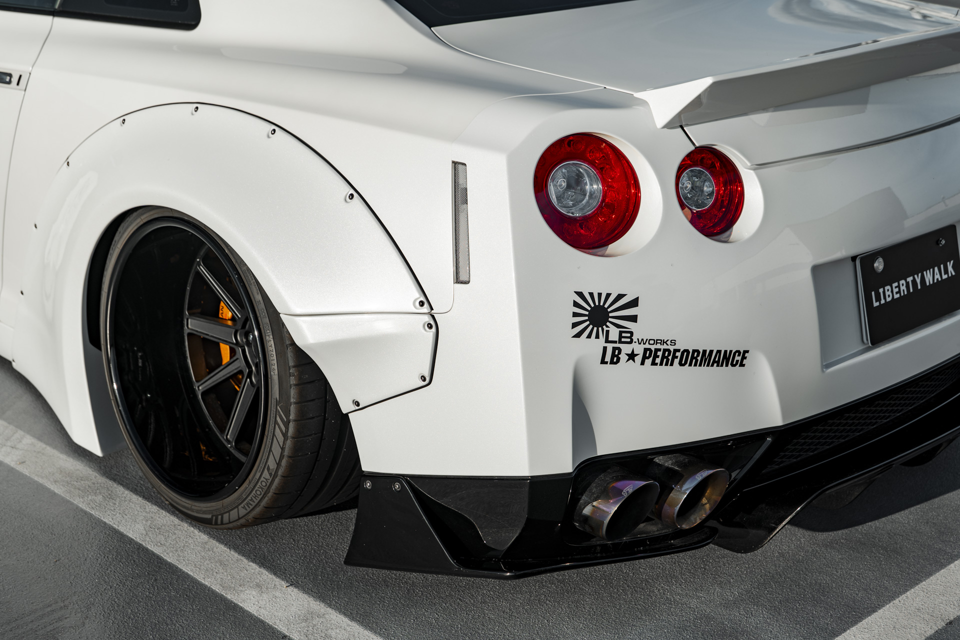 LB-WORKS NISSAN GT-R R35 type 1.5 ver.230