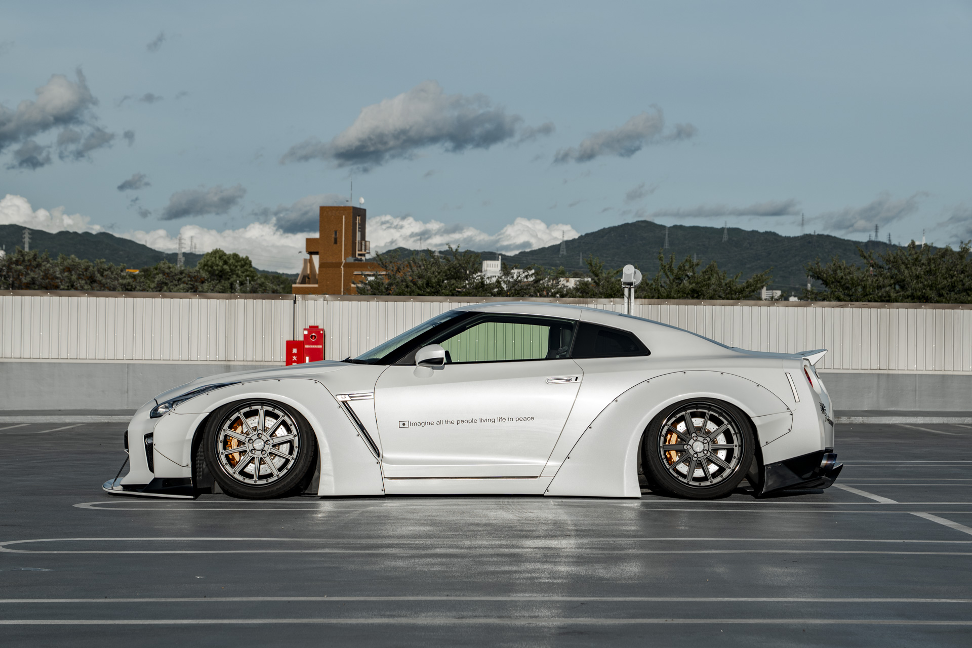 LB-WORKS NISSAN GT-R R35 type 1.5 ver.255