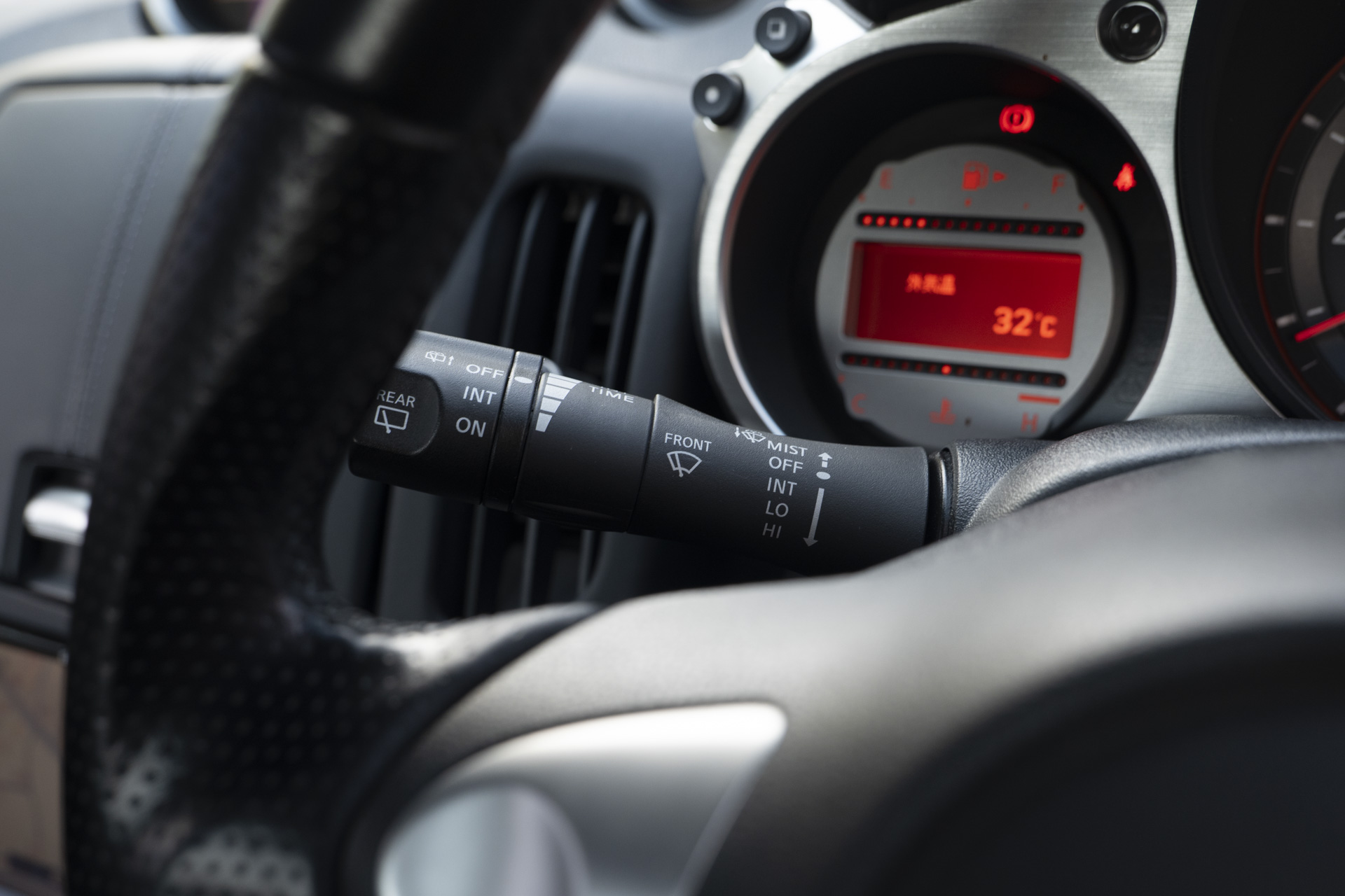 NISSAN 370z Z3426