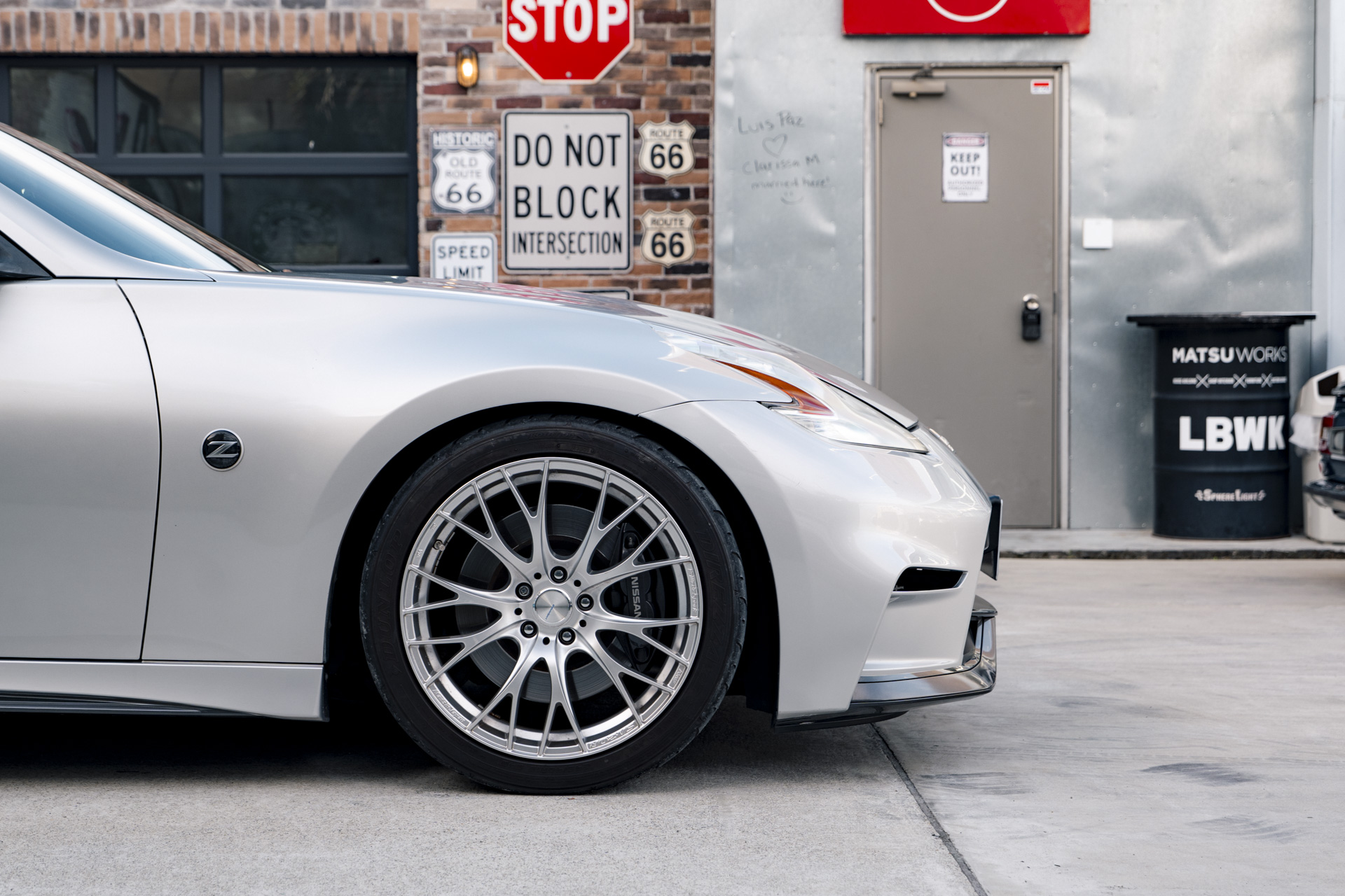NISSAN 370z Z3447