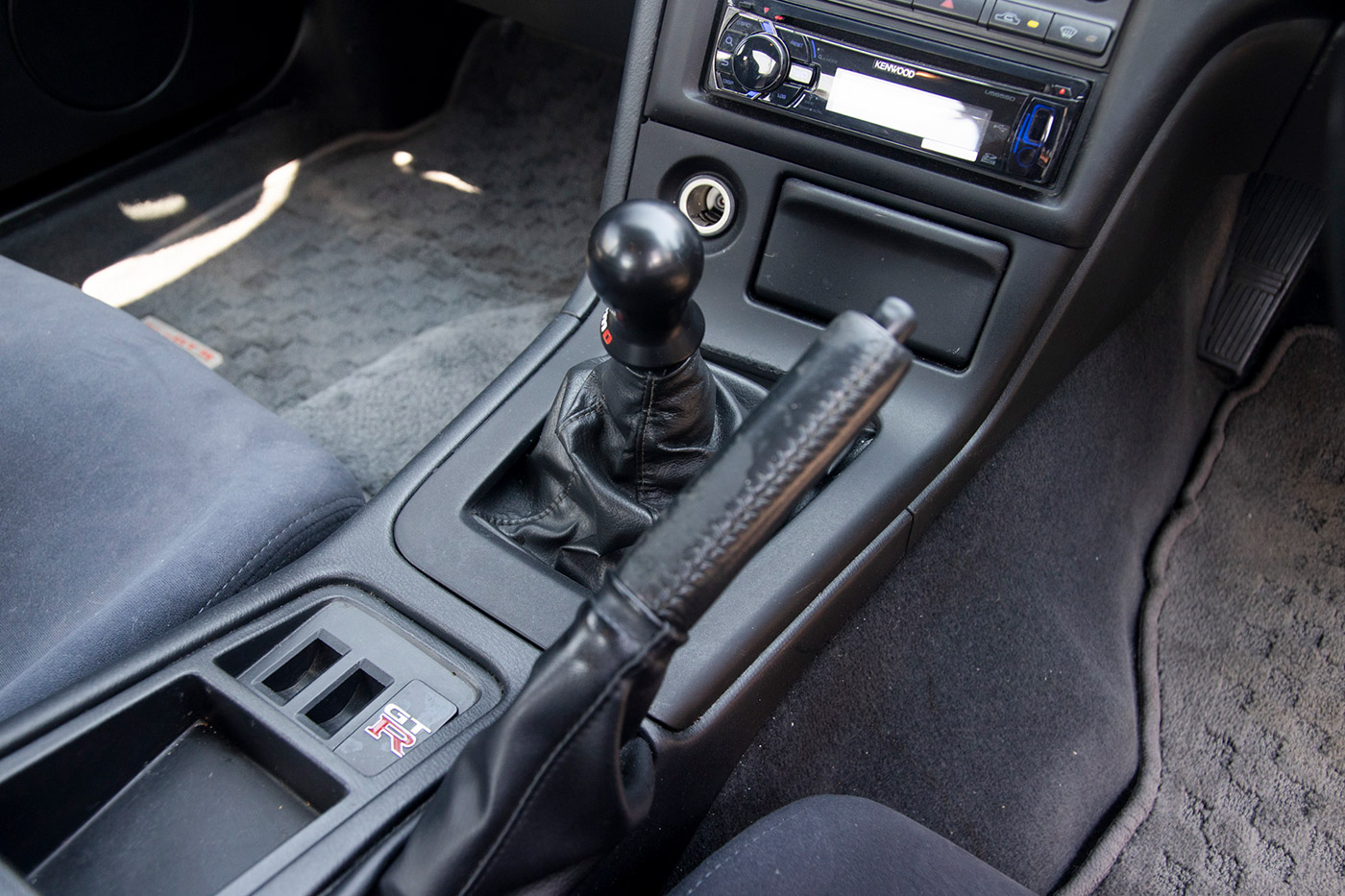 NISSAN-R33-SKYLINE15
