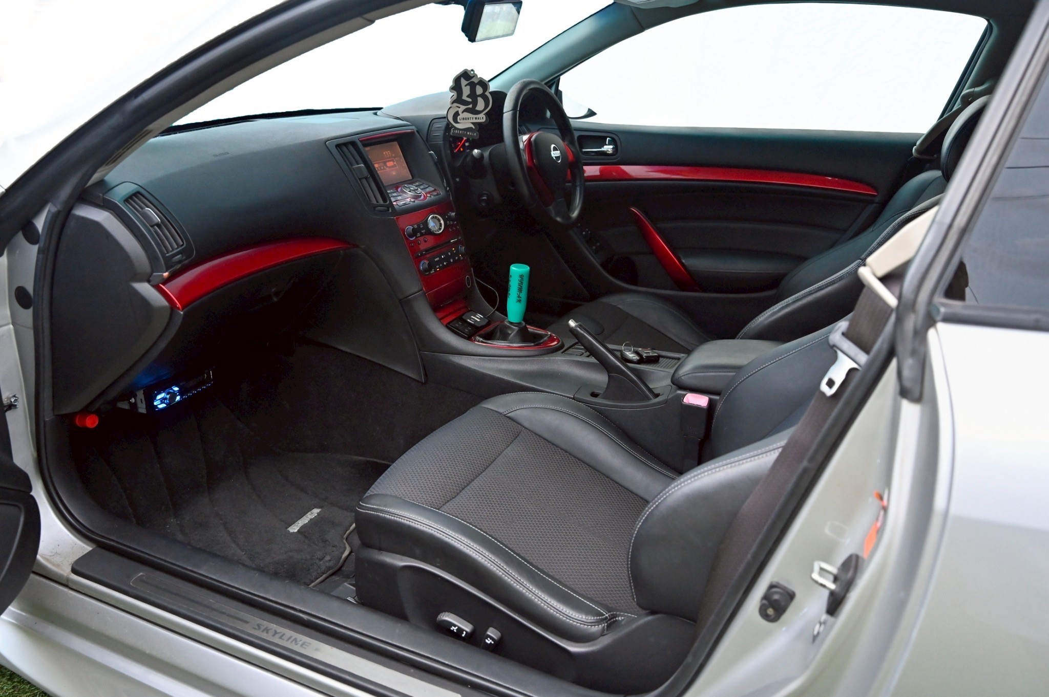 V36 SKYLINE 370GT27
