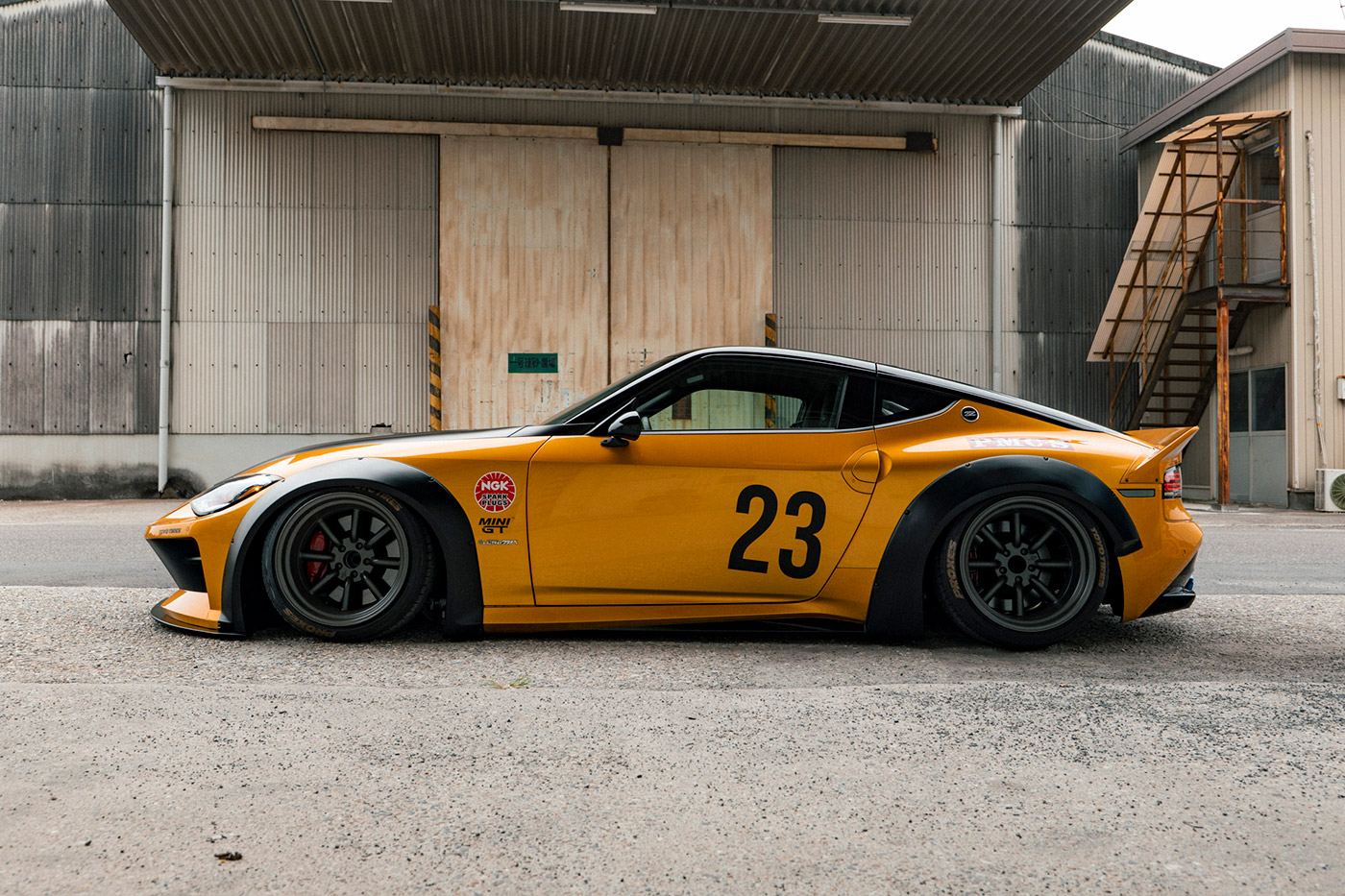 NISSAN-Fairlady-Z-RZ3460