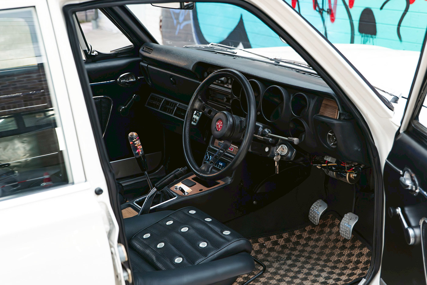 NISSAN-Skyline-2000GT34