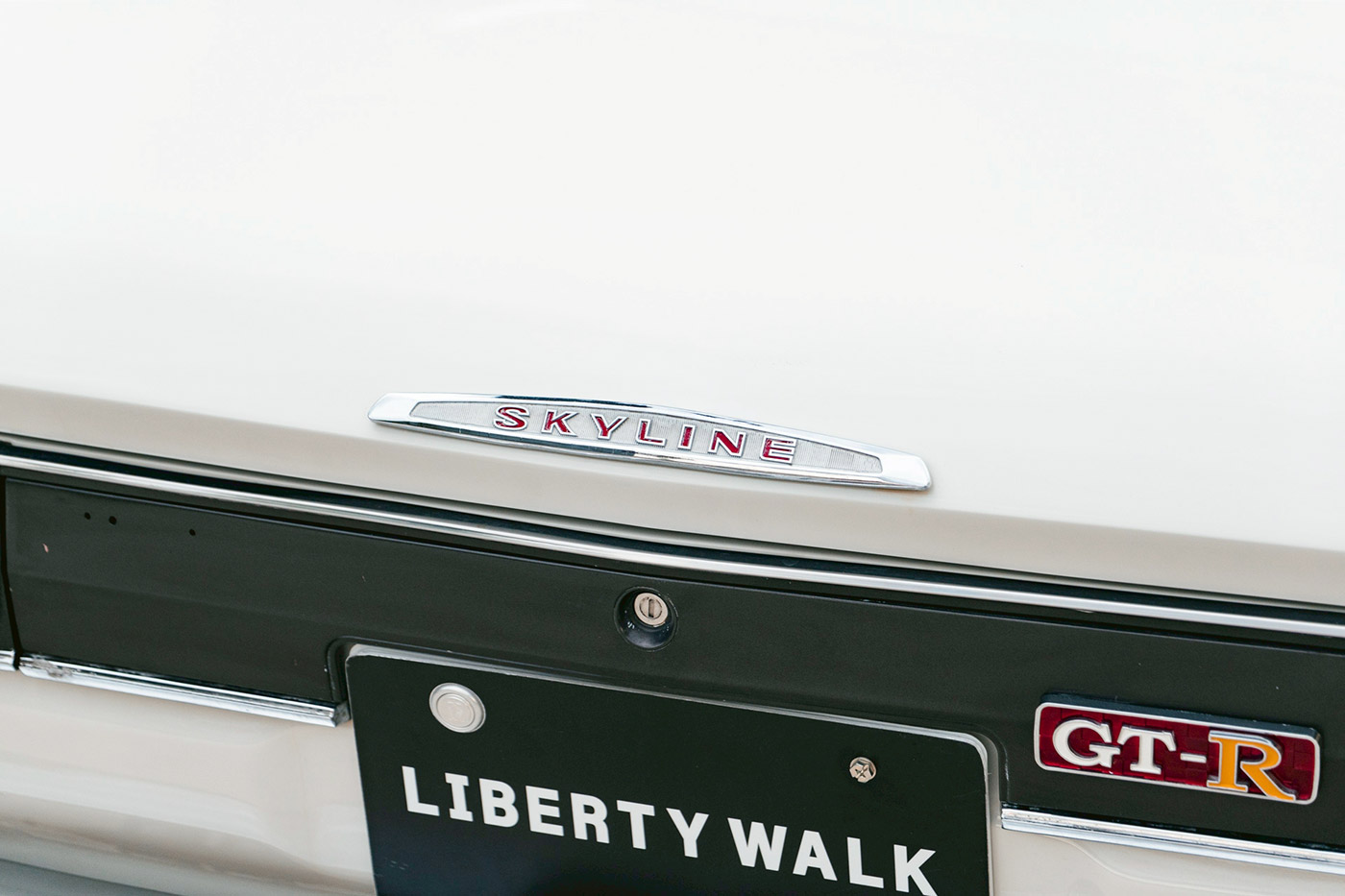 NISSAN-Skyline-2000GT39