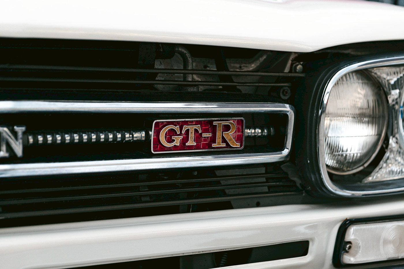 NISSAN-Skyline-2000GT57