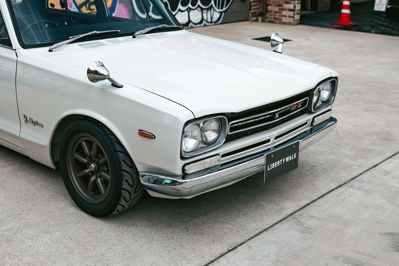 NISSAN-Skyline-2000GT61