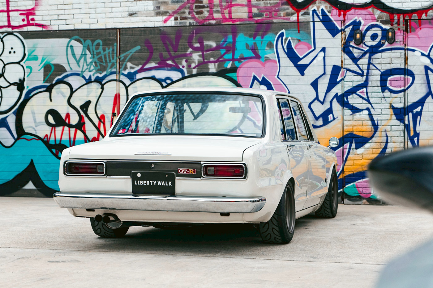 NISSAN-Skyline-2000GT63