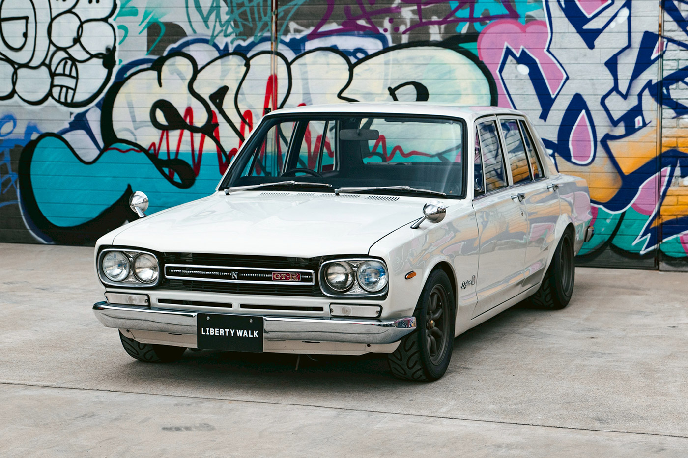 NISSAN-Skyline-2000GT67