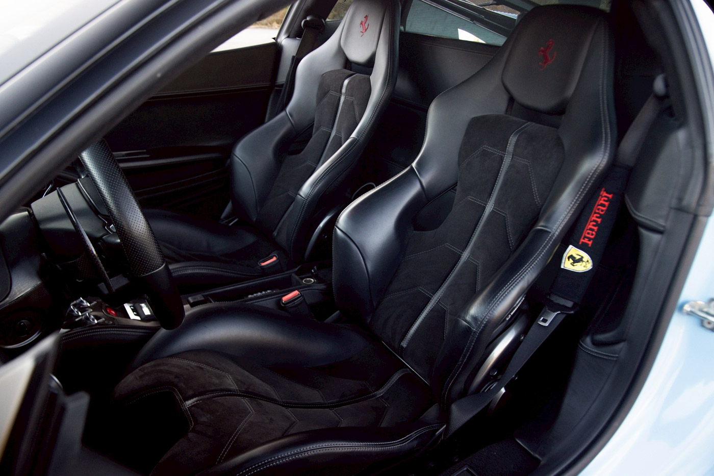 LB-Silhouette--Ferrari45800025