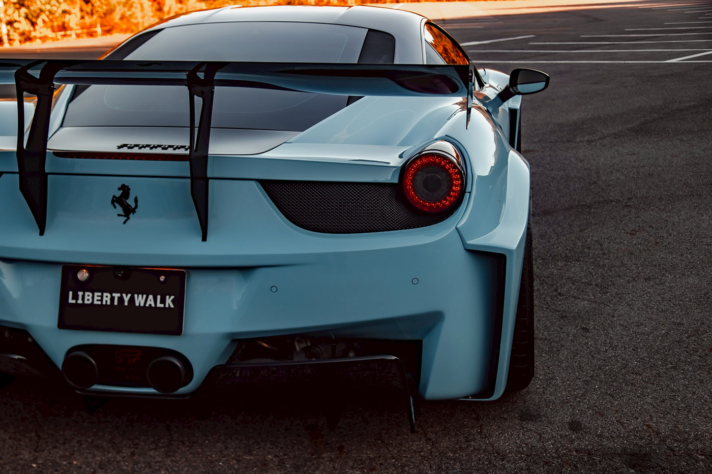 LB-Silhouette--Ferrari45800027