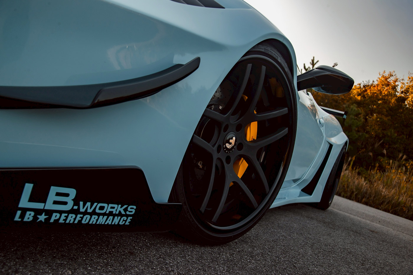LB-Silhouette--Ferrari45800039