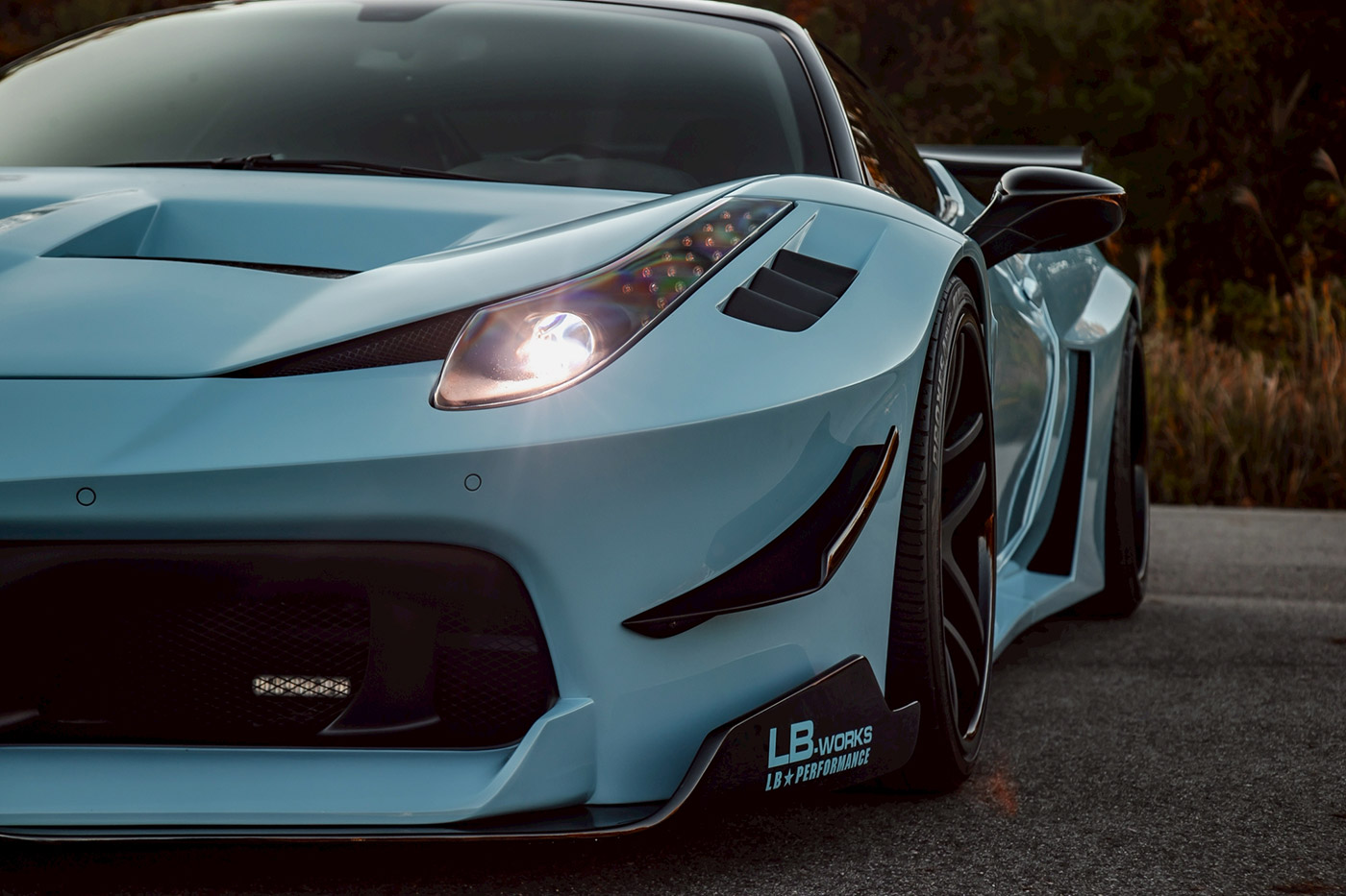 LB-Silhouette--Ferrari45800045