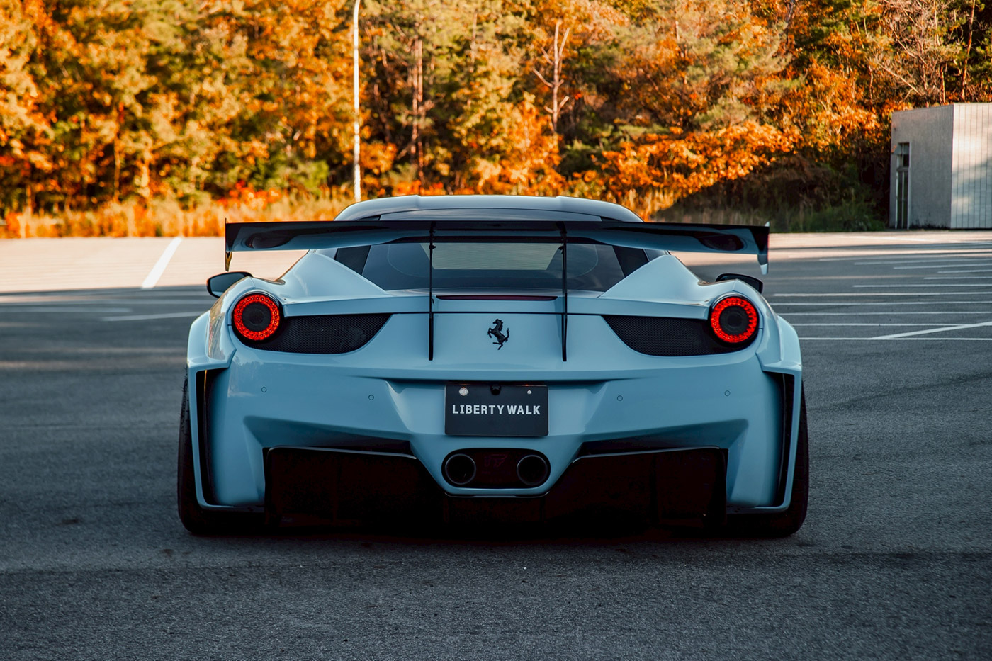 LB-Silhouette--Ferrari45800049