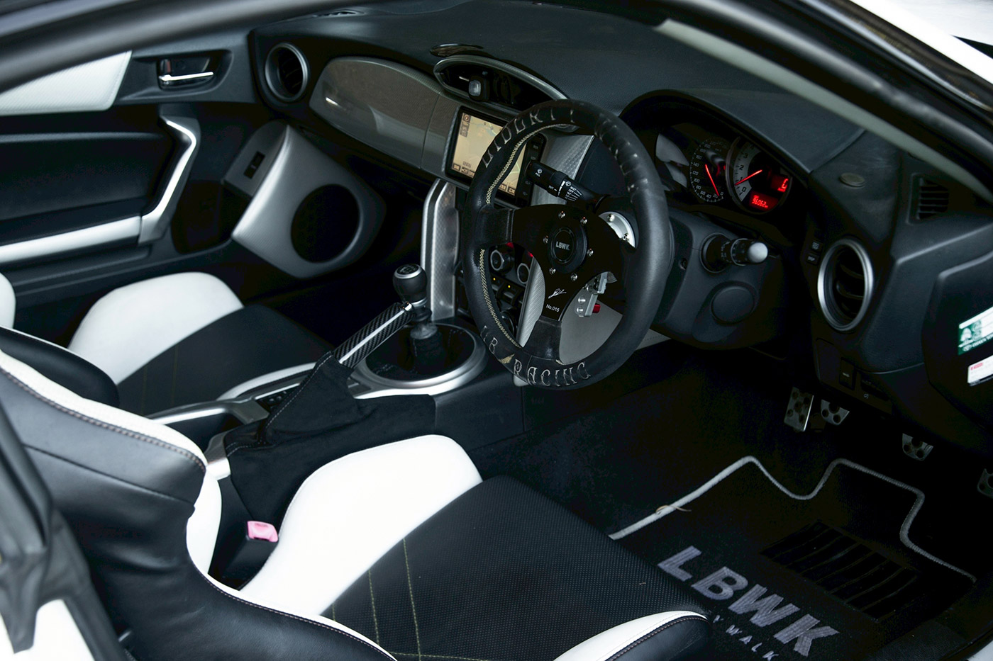 LB-WORKS--Toyota-8600026