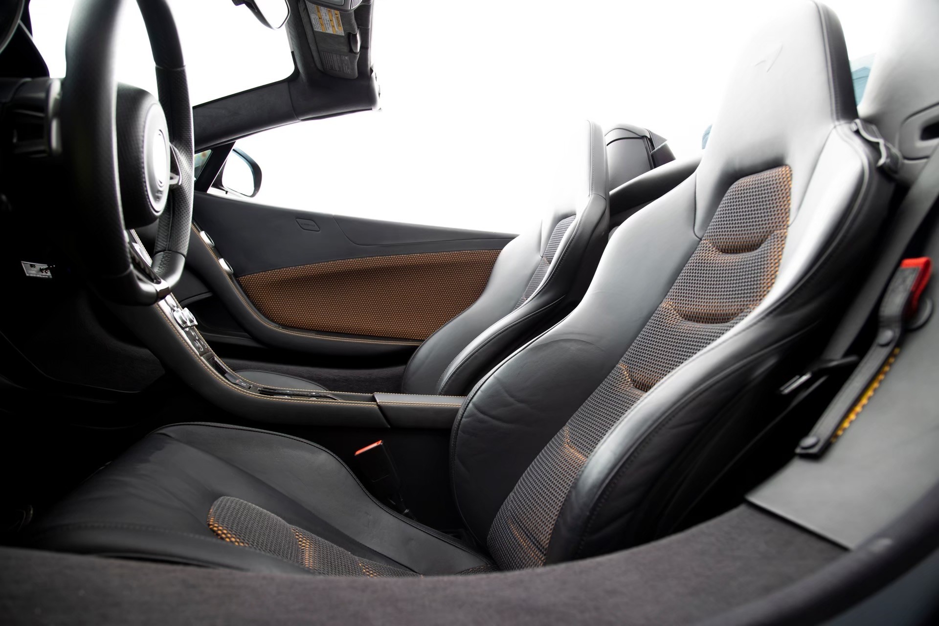 LB-WORKS Mclaren MP4-12c00032