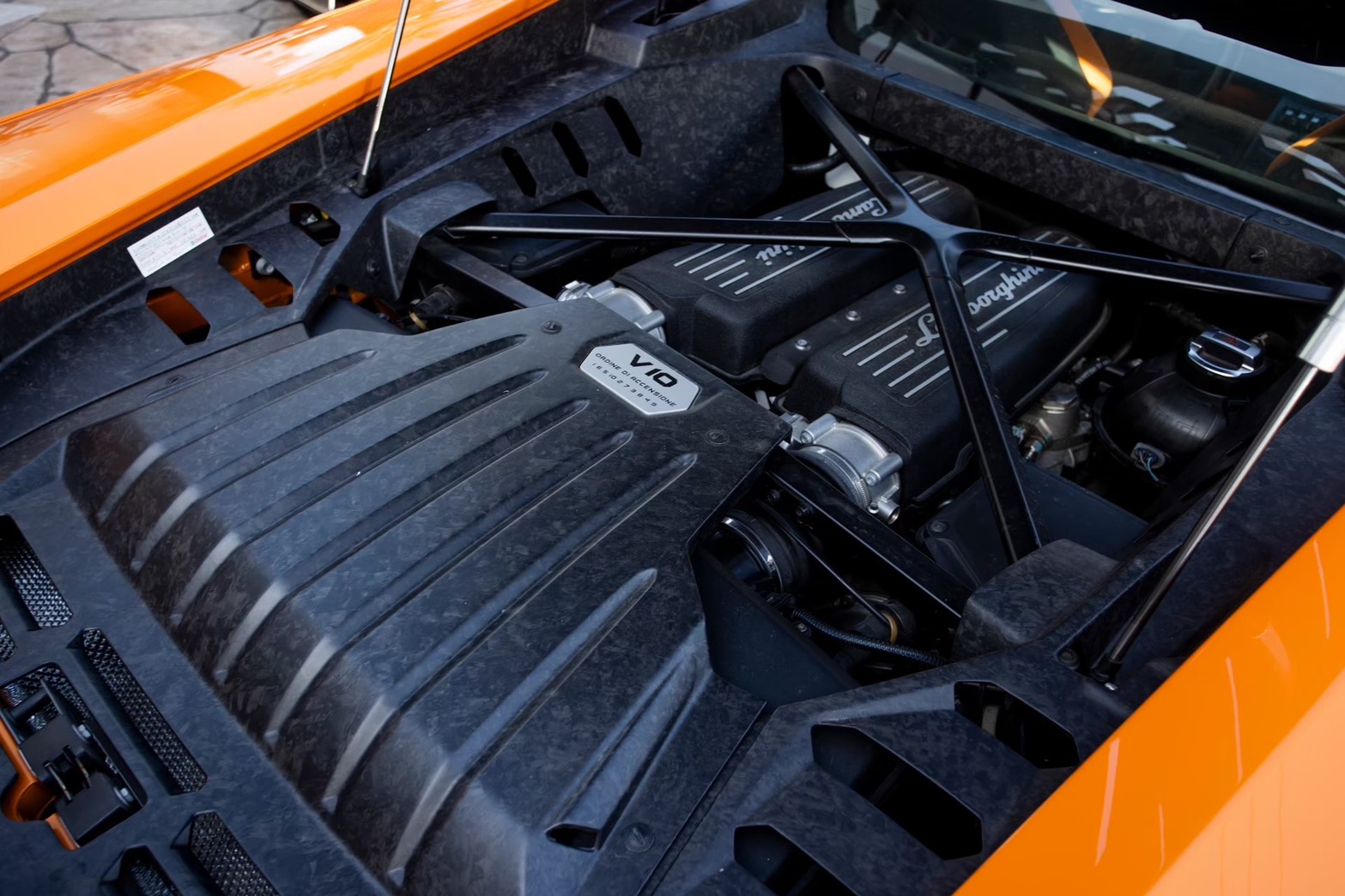 LB-Silhouette WORKS Lamborghini HURACAN GT00010