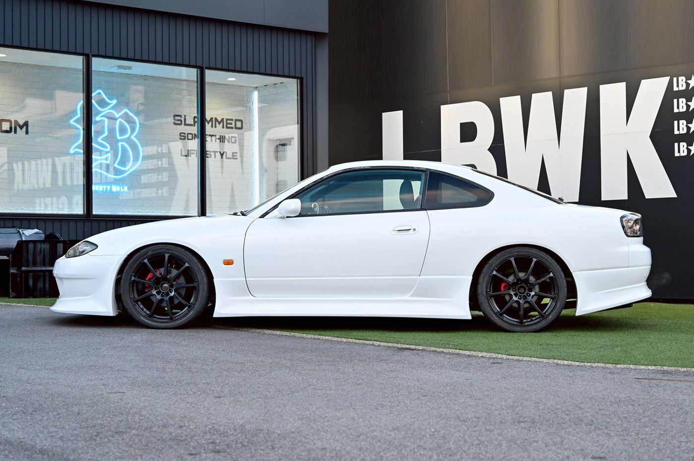 SIlvia-s1500055