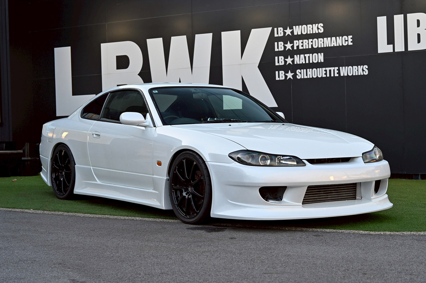 SIlvia-s1500058