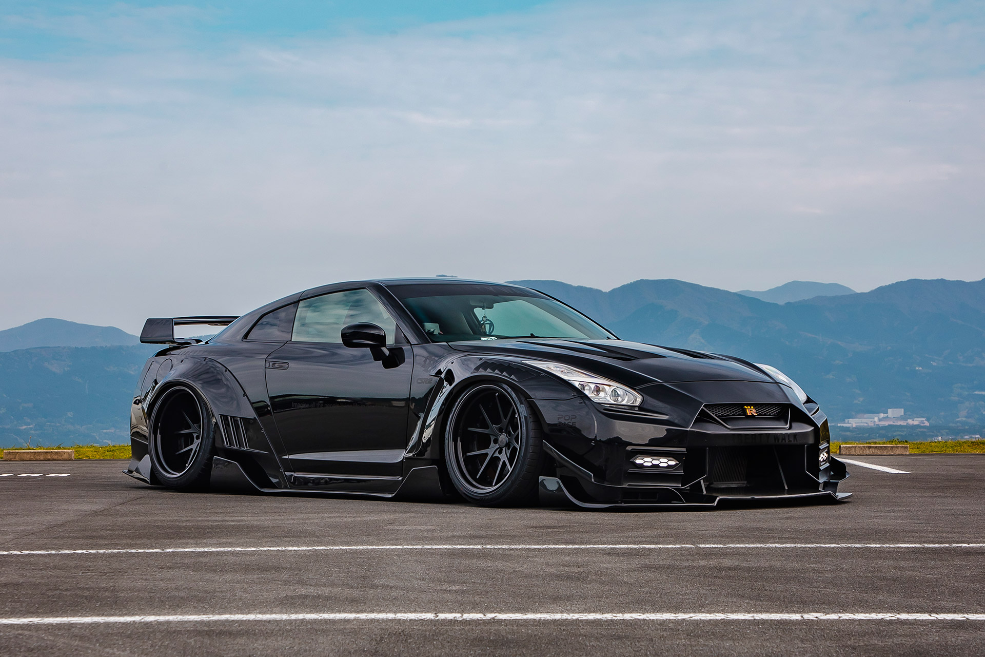 LB-WORKS GT NISSAN 35GT-R Final Edition