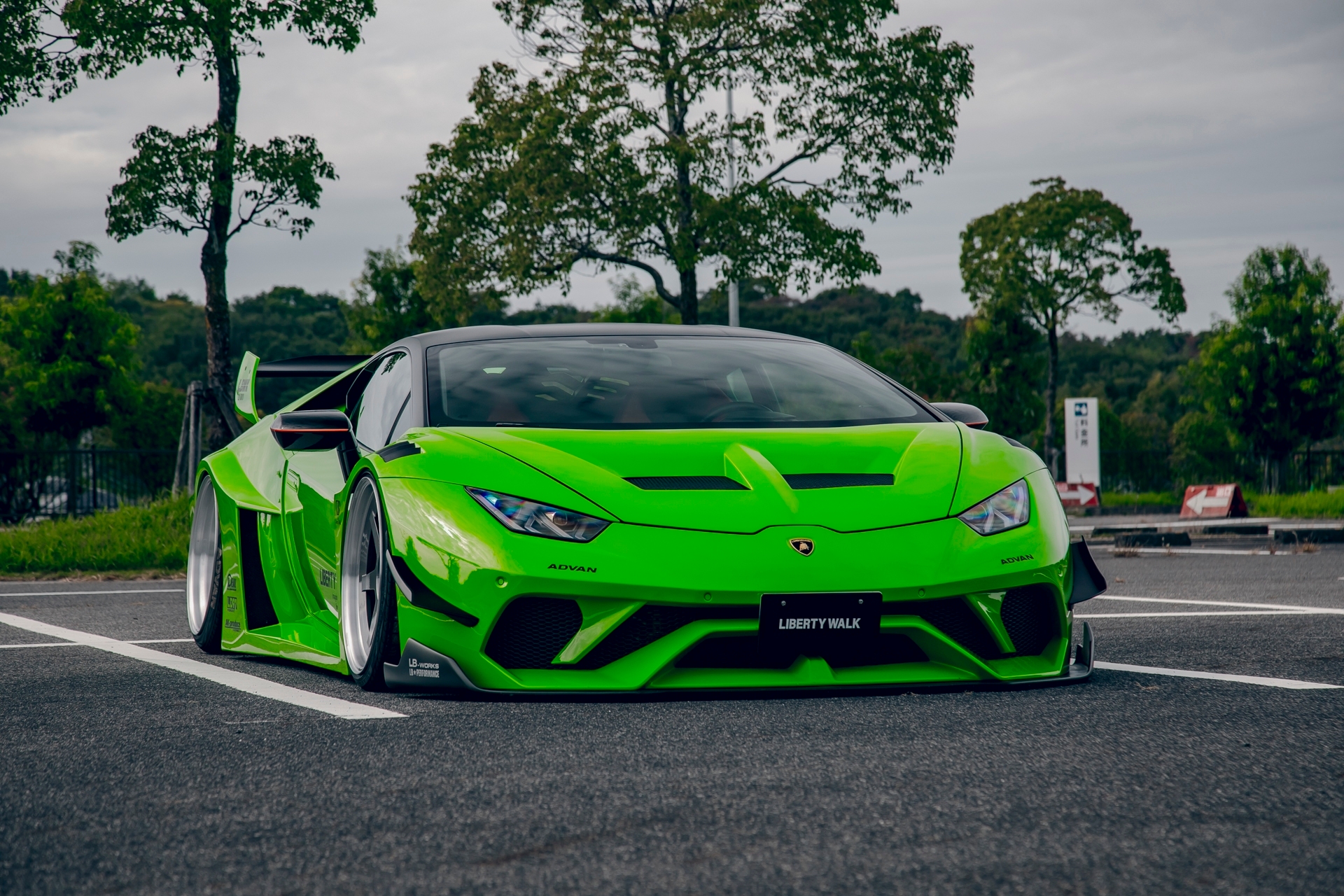 LB-Silhouette WORKS Lamborghini HURACAN GT00010
