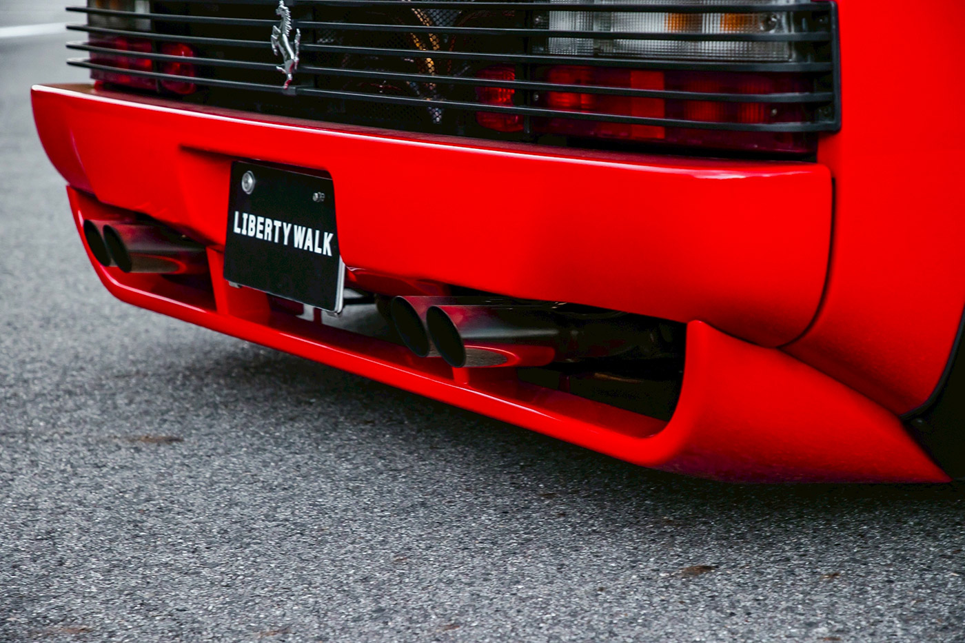 LB-WORKS-Ferrari-512TR00025