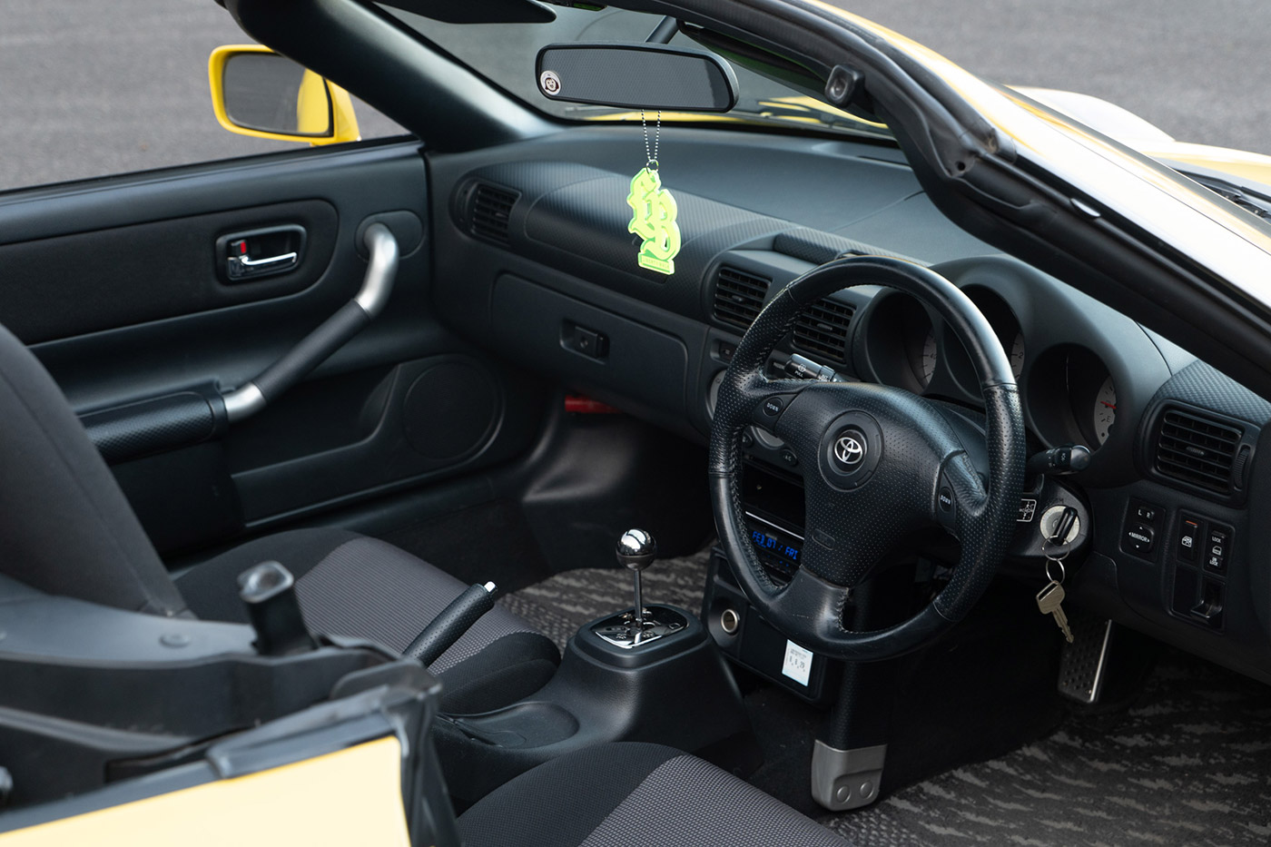TOYOTA-MR-S00038