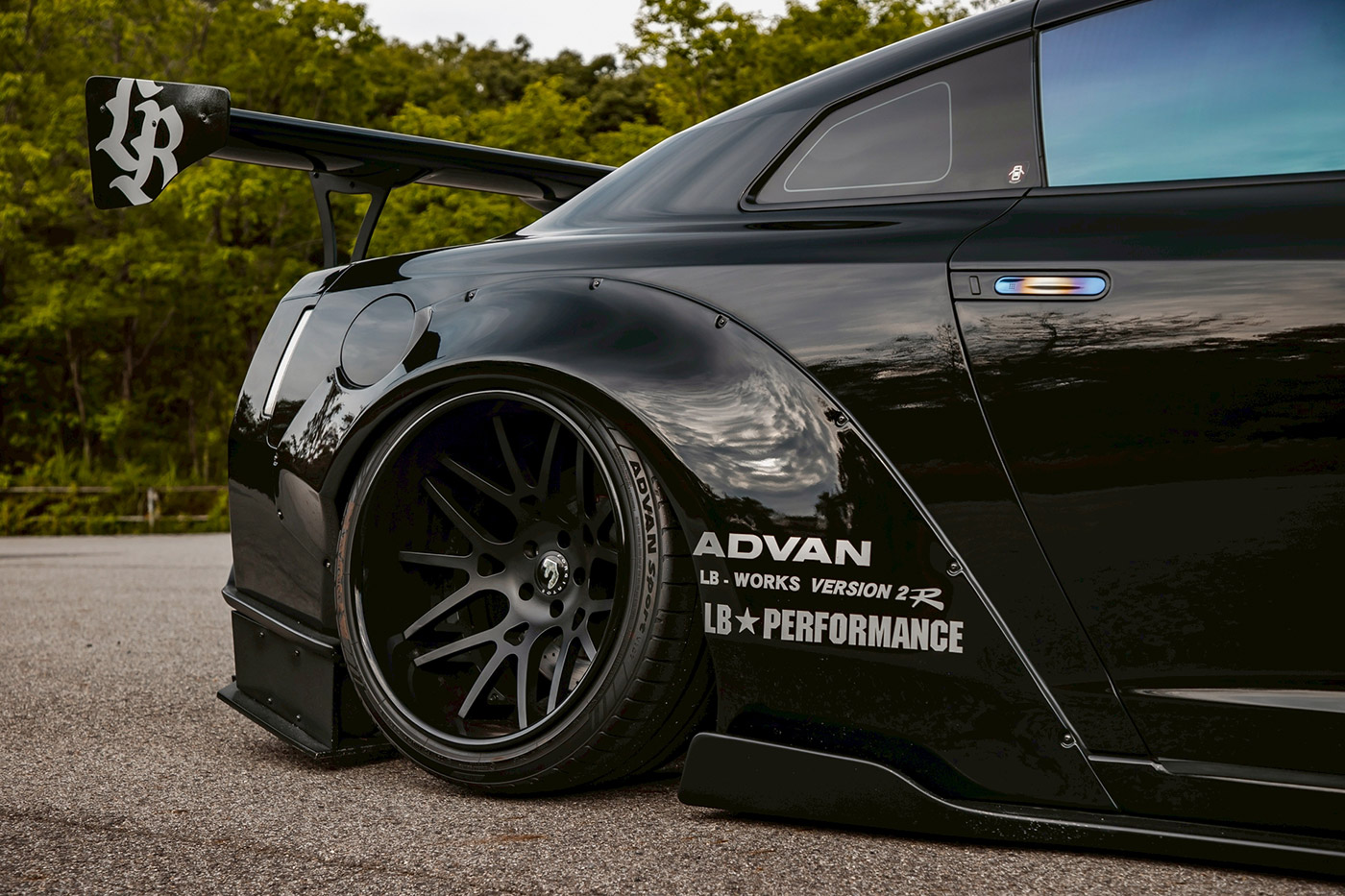 LB-WORKS-NISSAN-35GT-RR-Type2.000041