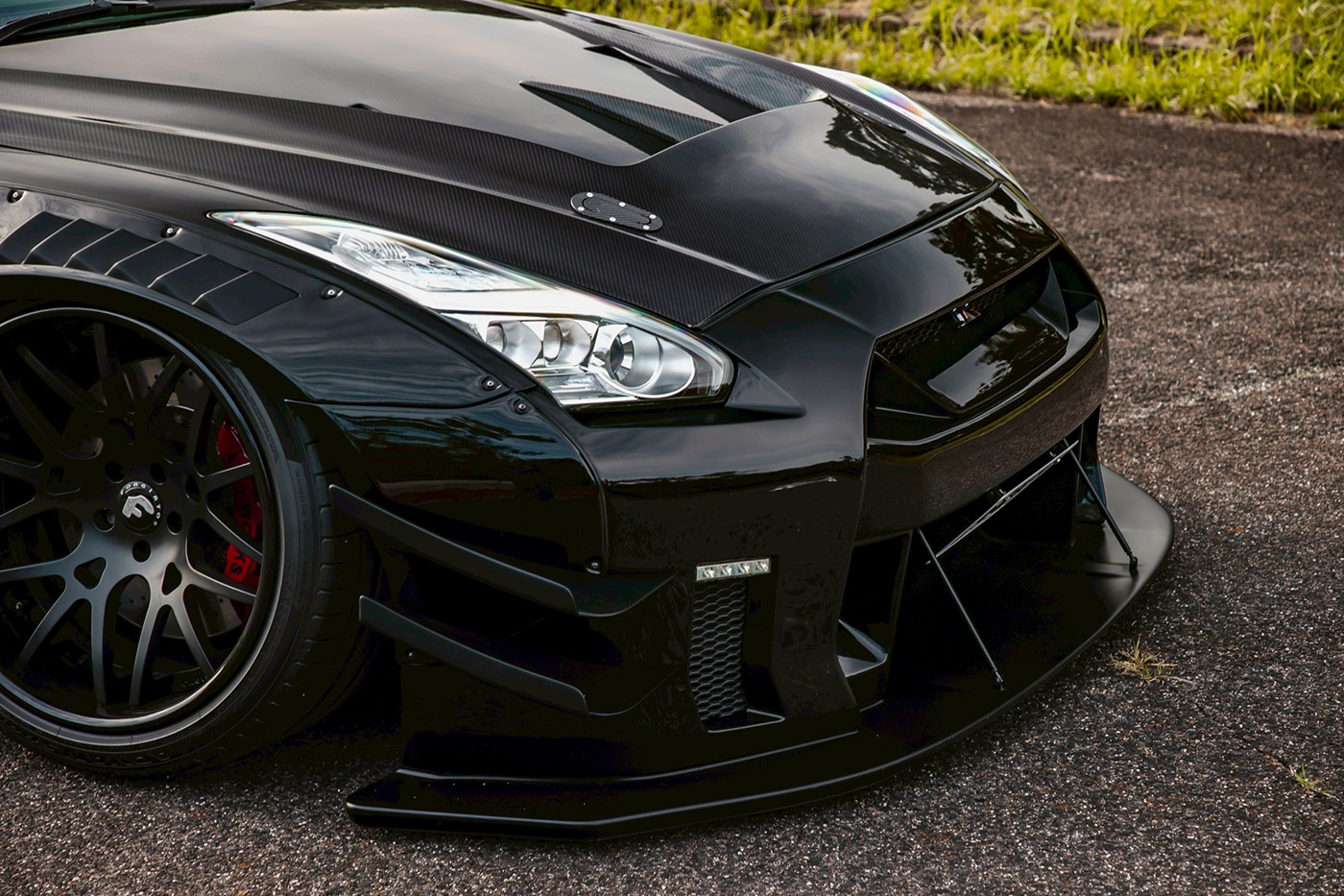 LB-WORKS-NISSAN-35GT-RR-Type2.000049